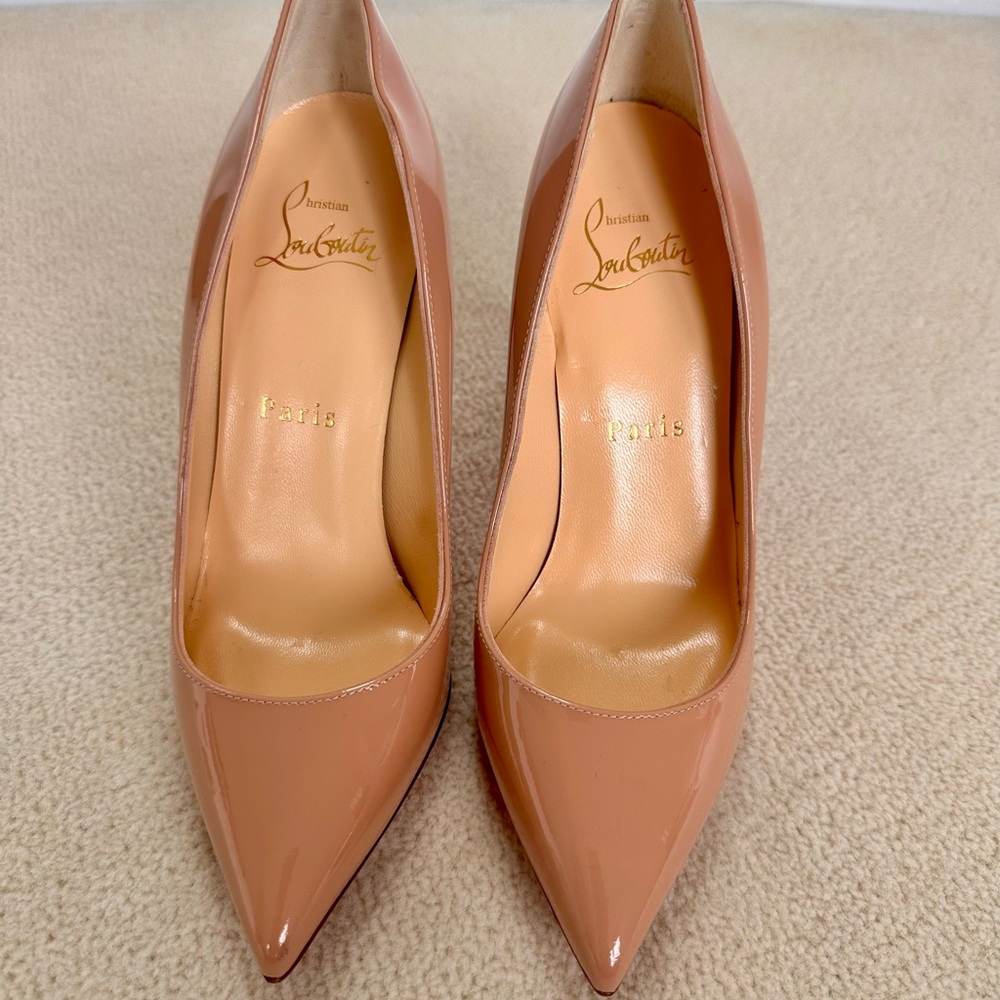 Christian Louboutin Women's Tan Pumps (US 4.5)